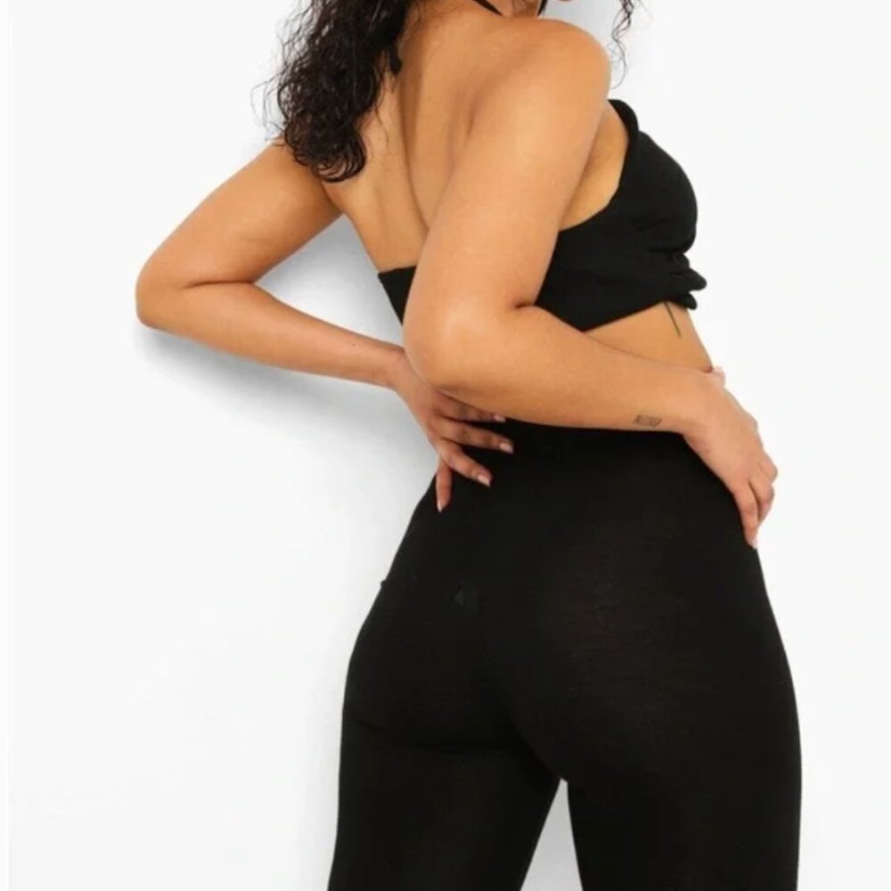 Boohoo Rib Ruched Halter Top - Picture 3 of 3